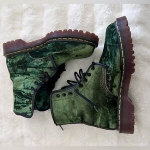 Vtg Dr Martens Green Velvet Combat Boots